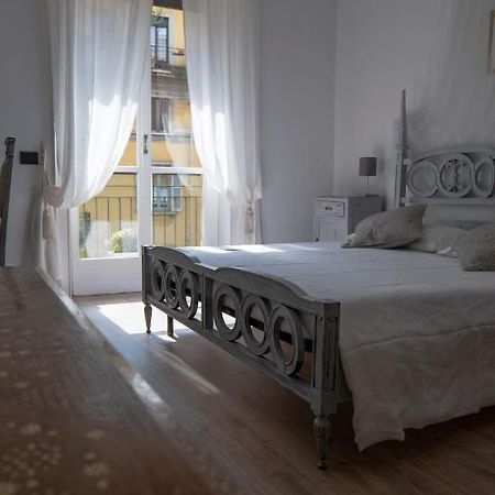 Beautiful Floral Apartment On Navigli 밀라노 외부 사진
